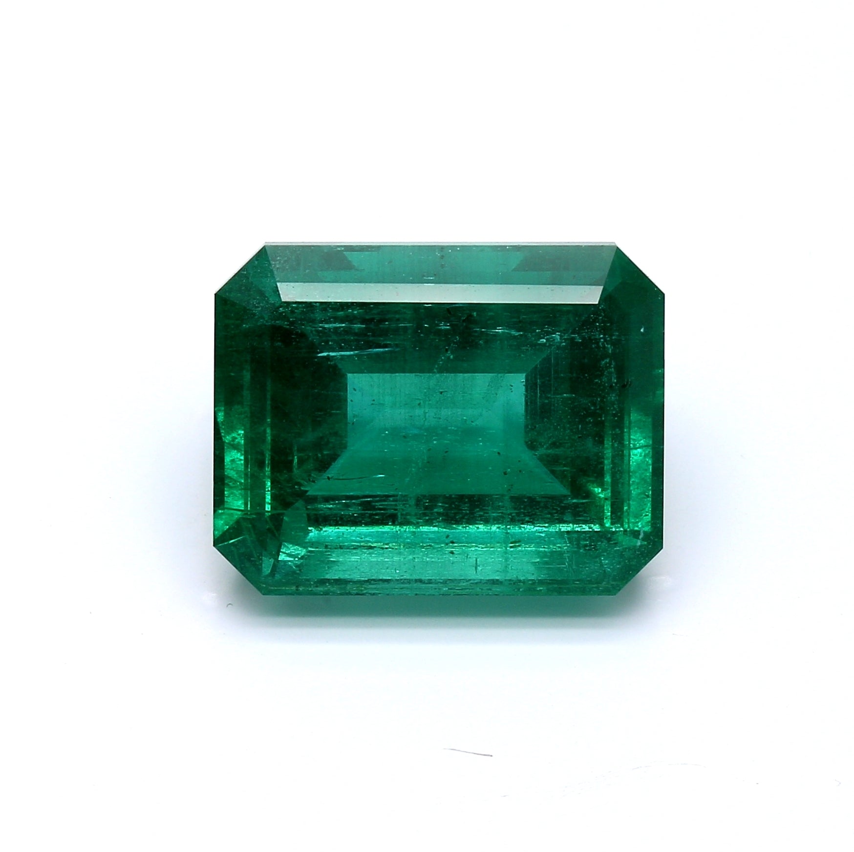 13.35 ct. Emerald AGL Minor
