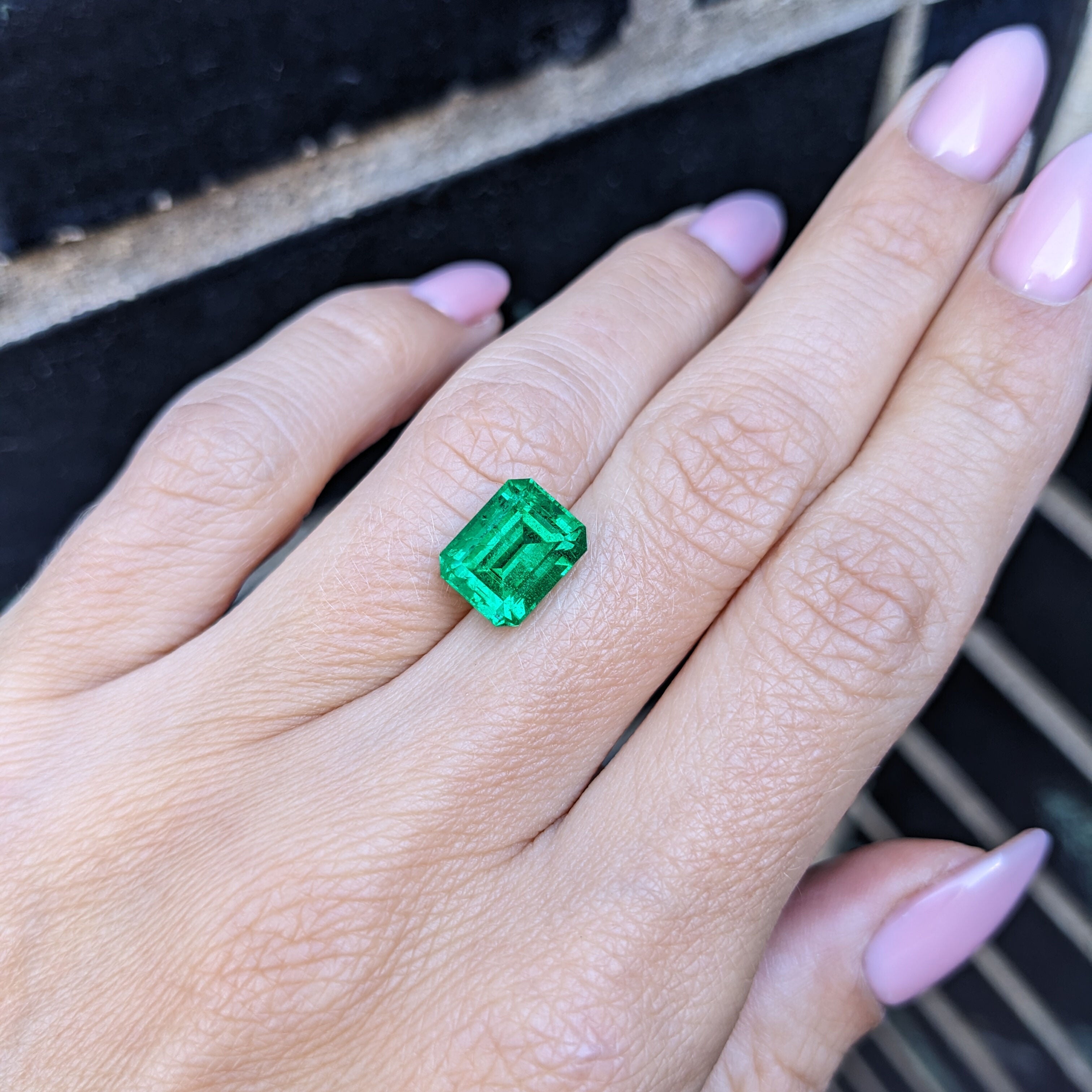 3.39 ct. Emerald AGL Minor