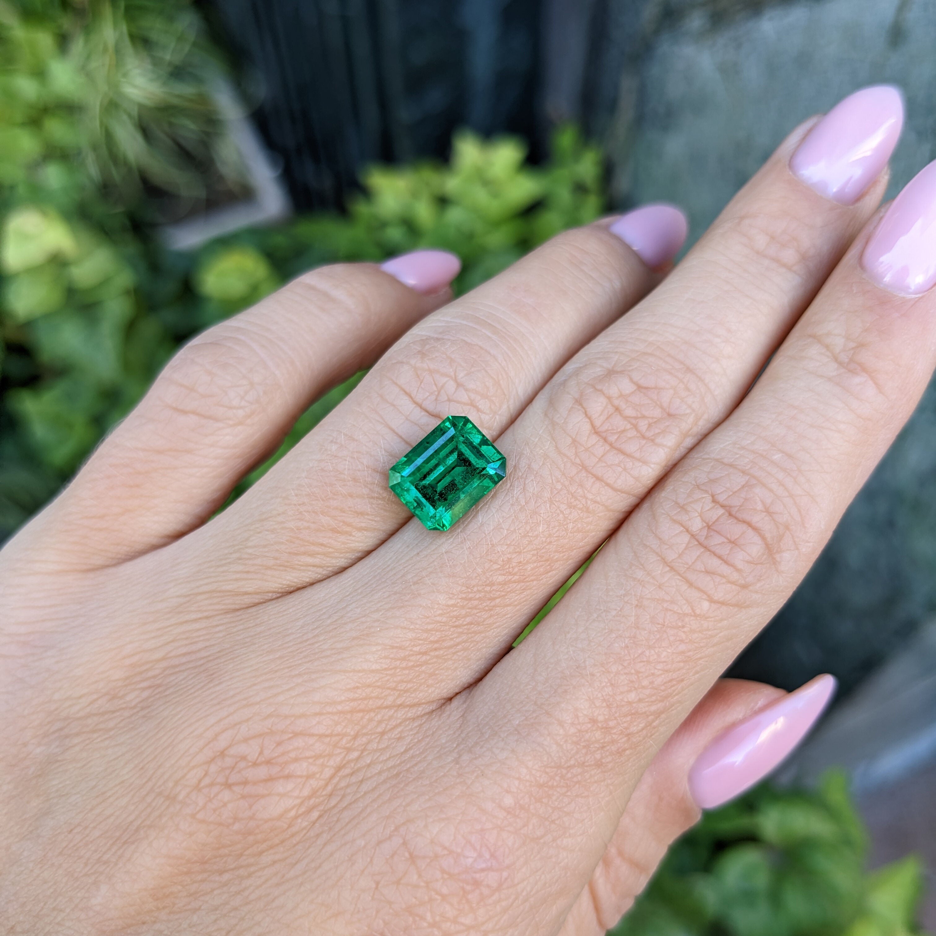 3.39 ct. Emerald AGL Minor
