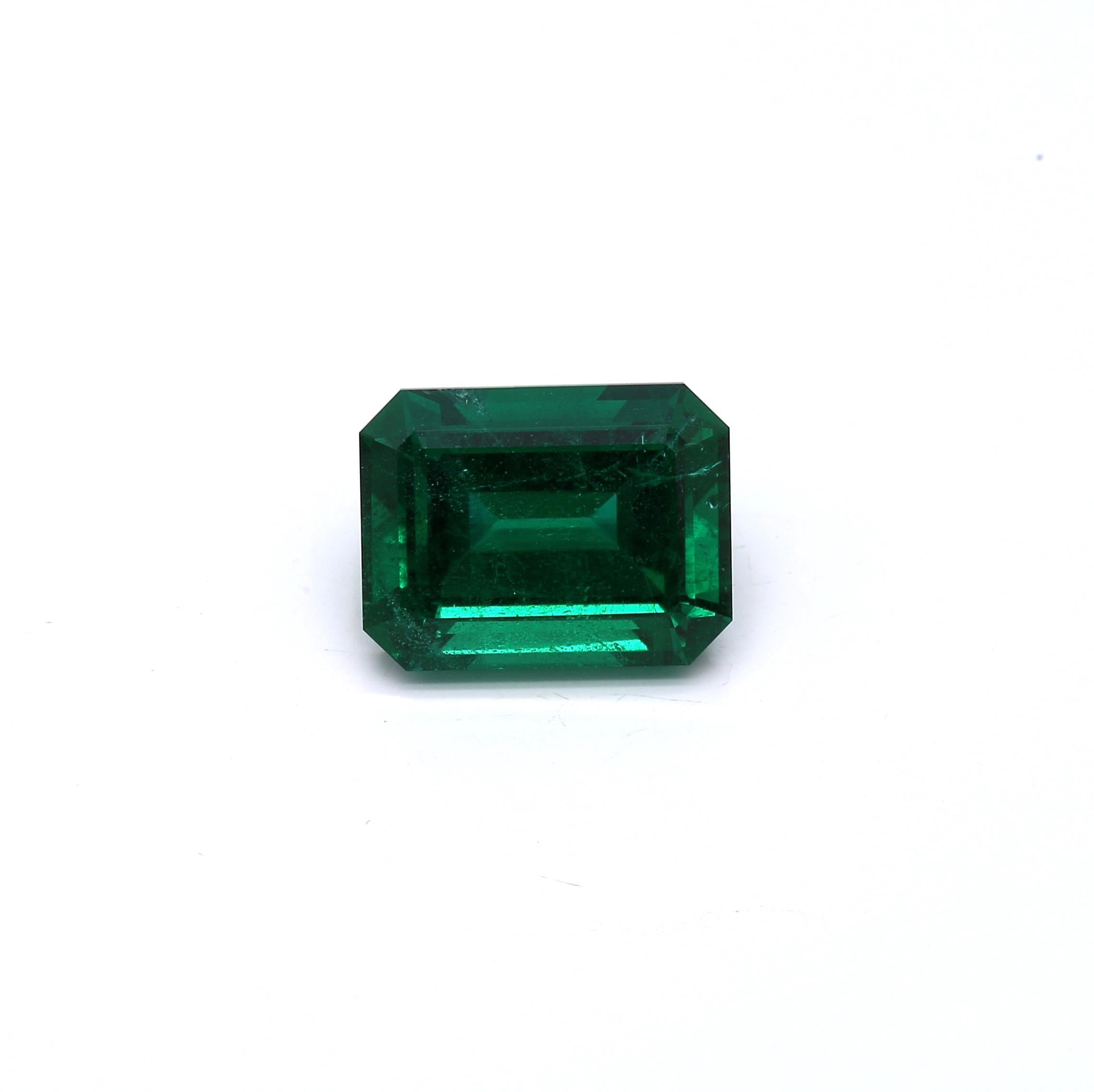 5.47 ct. Emerald AGL Minor