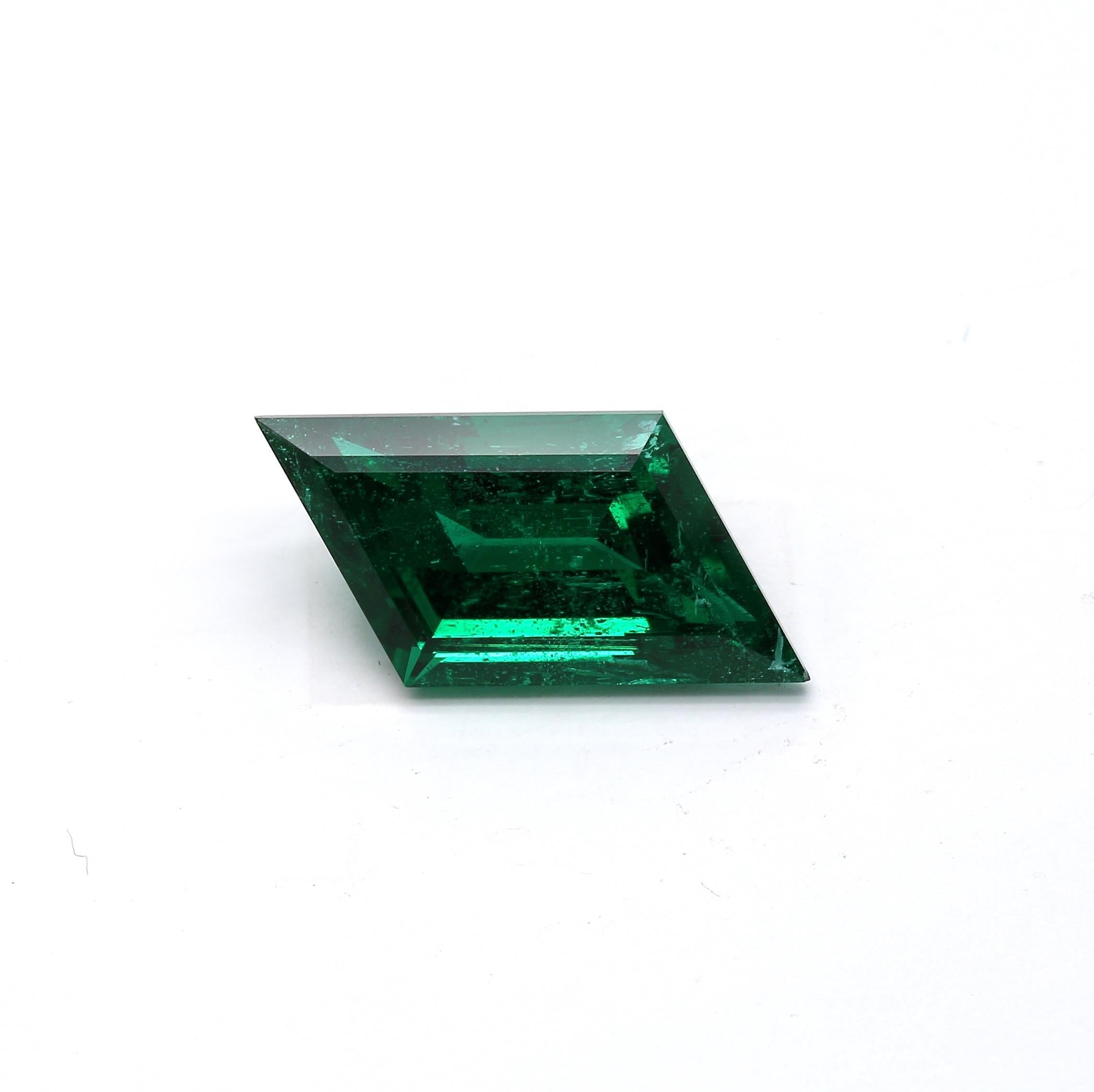 6.65 ct. Emerald AGL No Oil
