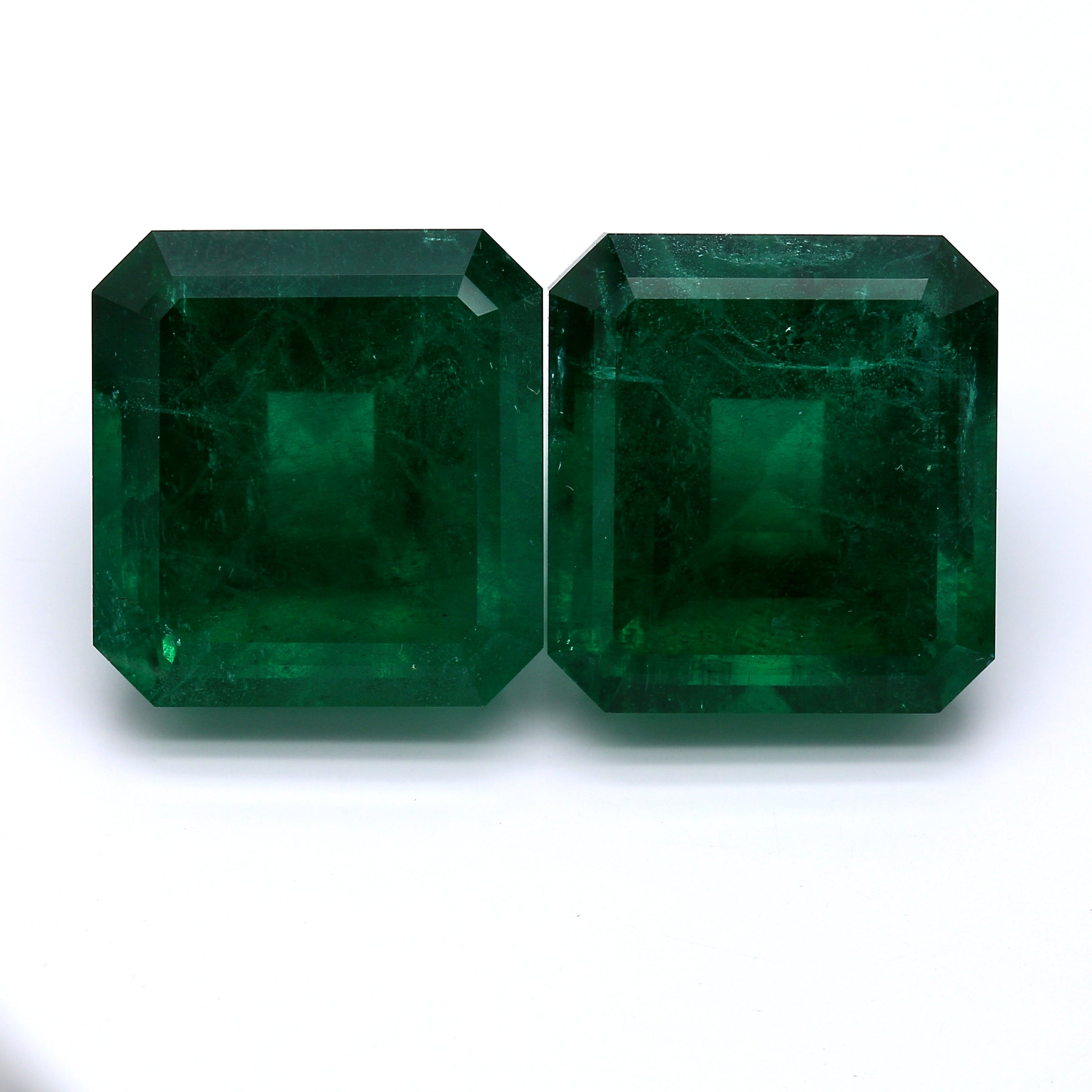 12.78ct EM AGL