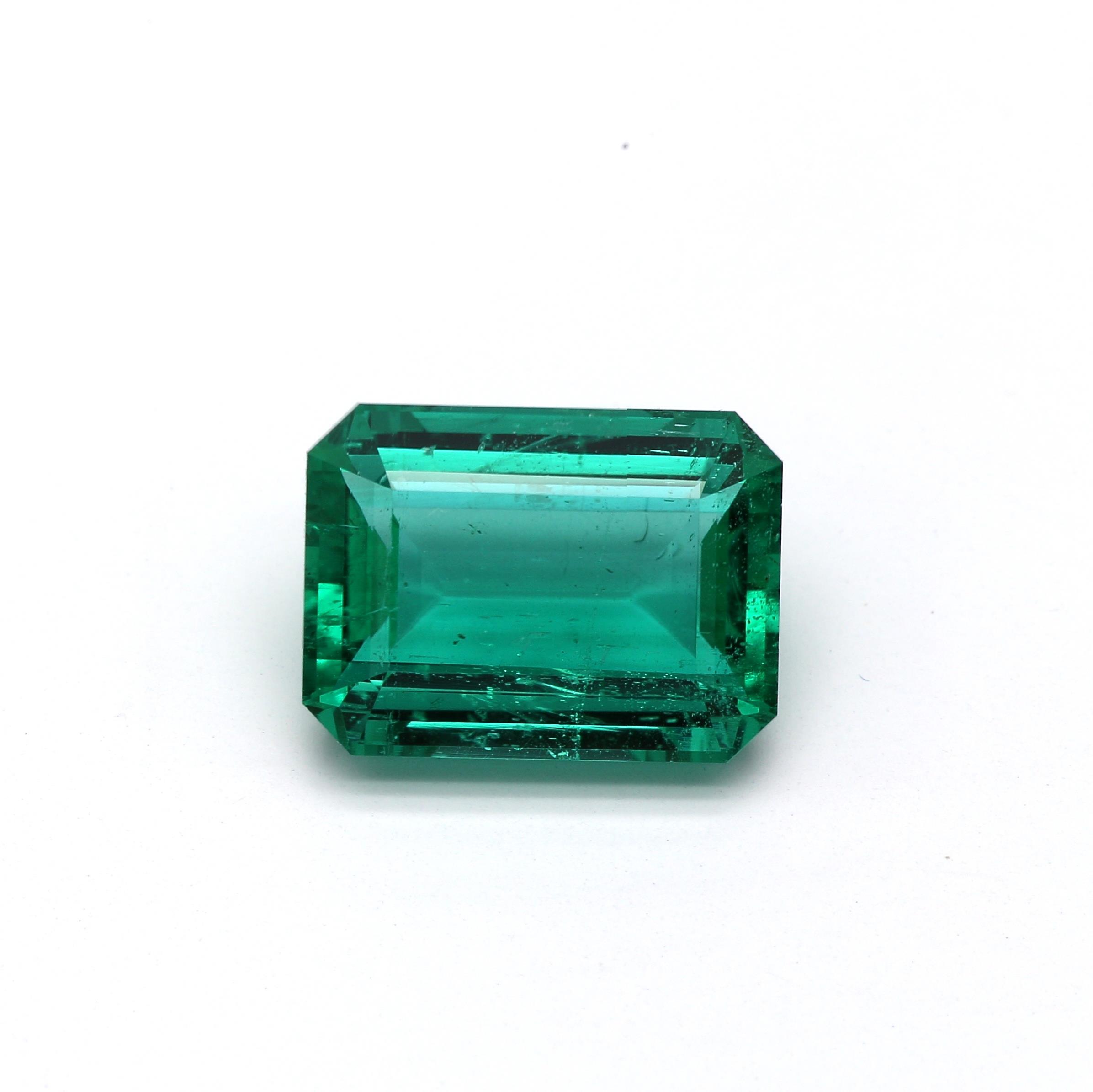 3.28 ct. Emerald GRS Insignificant