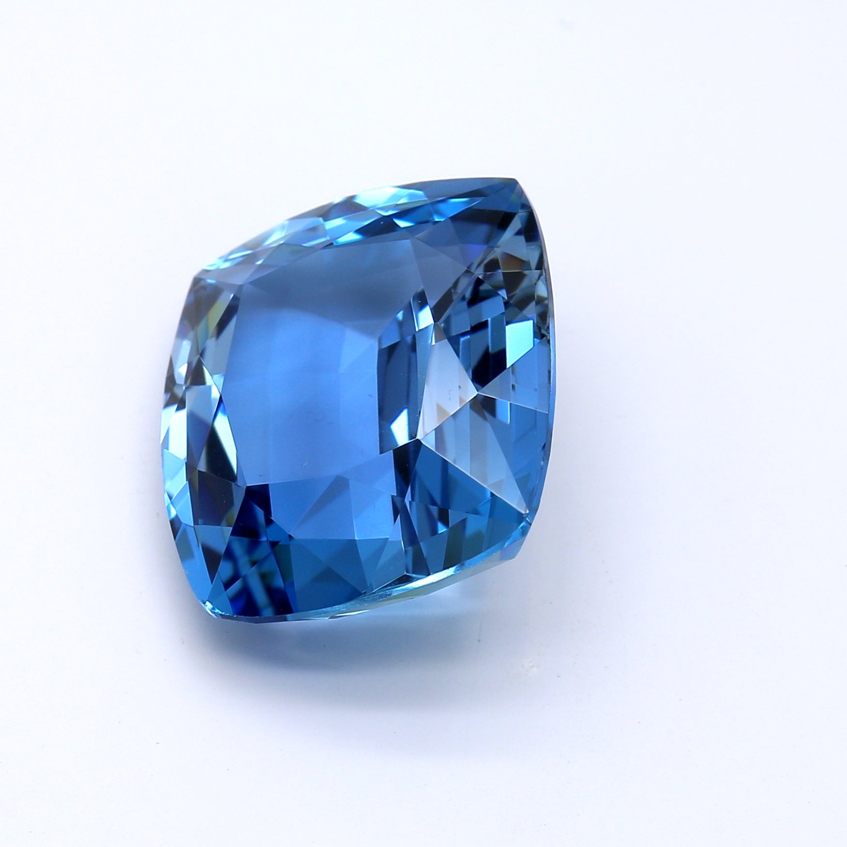 15.42ct CU Blue GRS