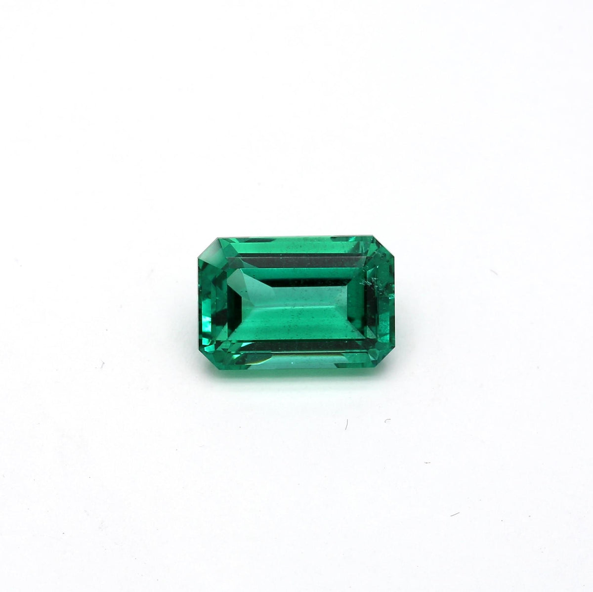3.26ct EM GRS