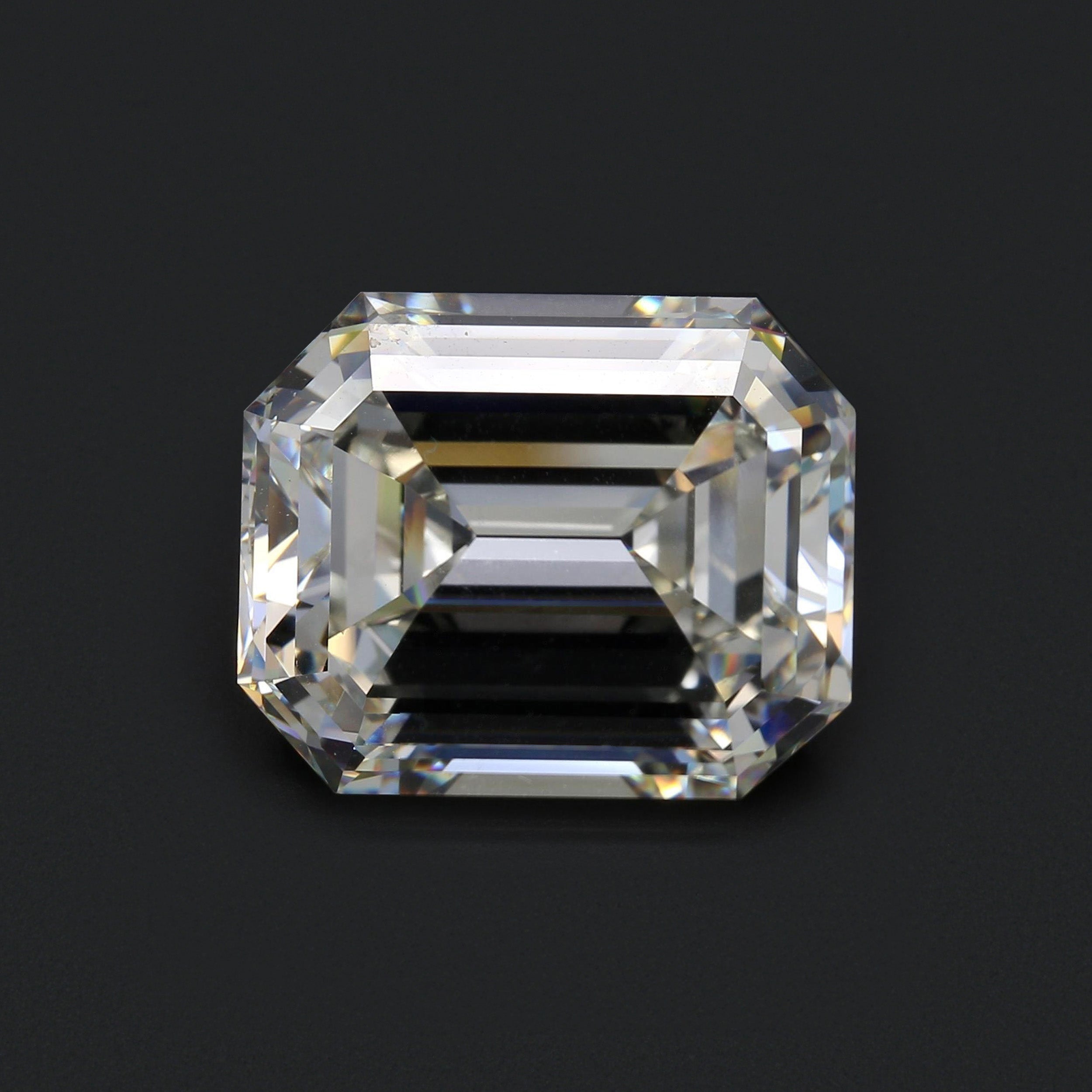 24.23ct EM K VS2 GIA