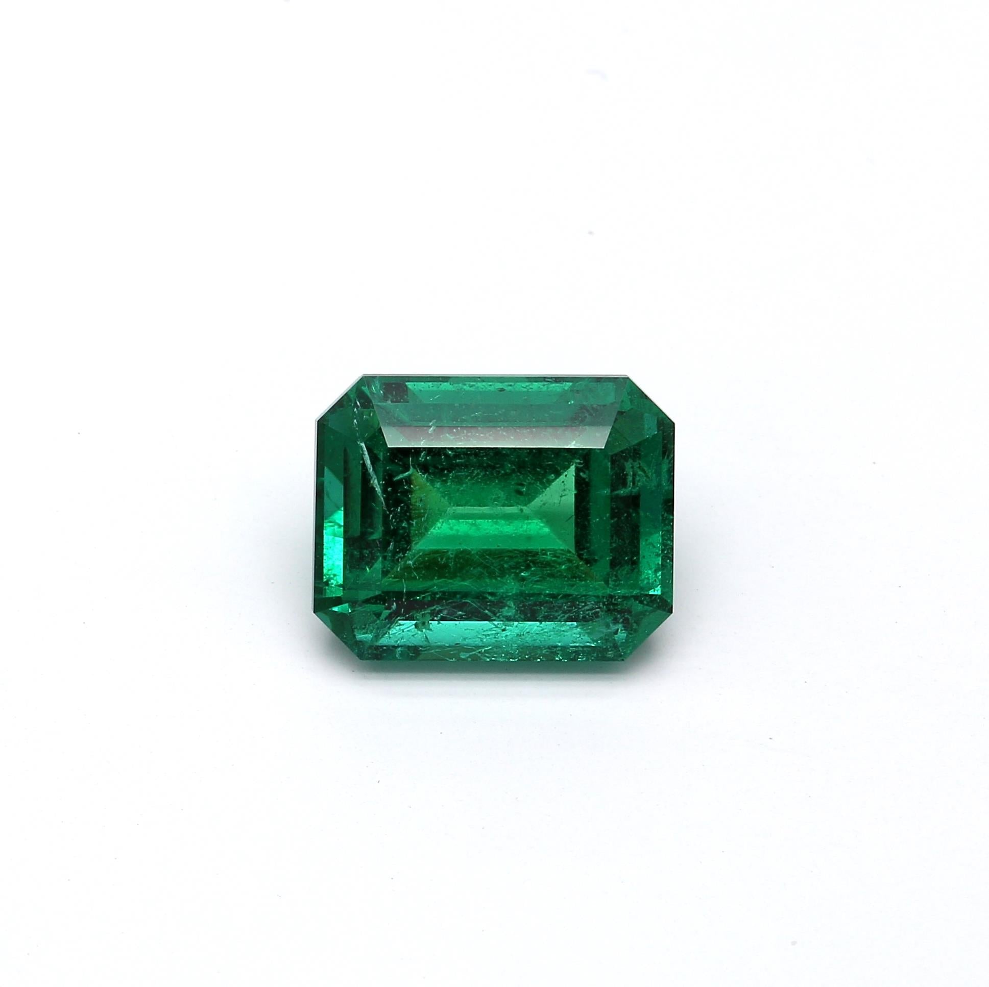 4.61ct EM AGL