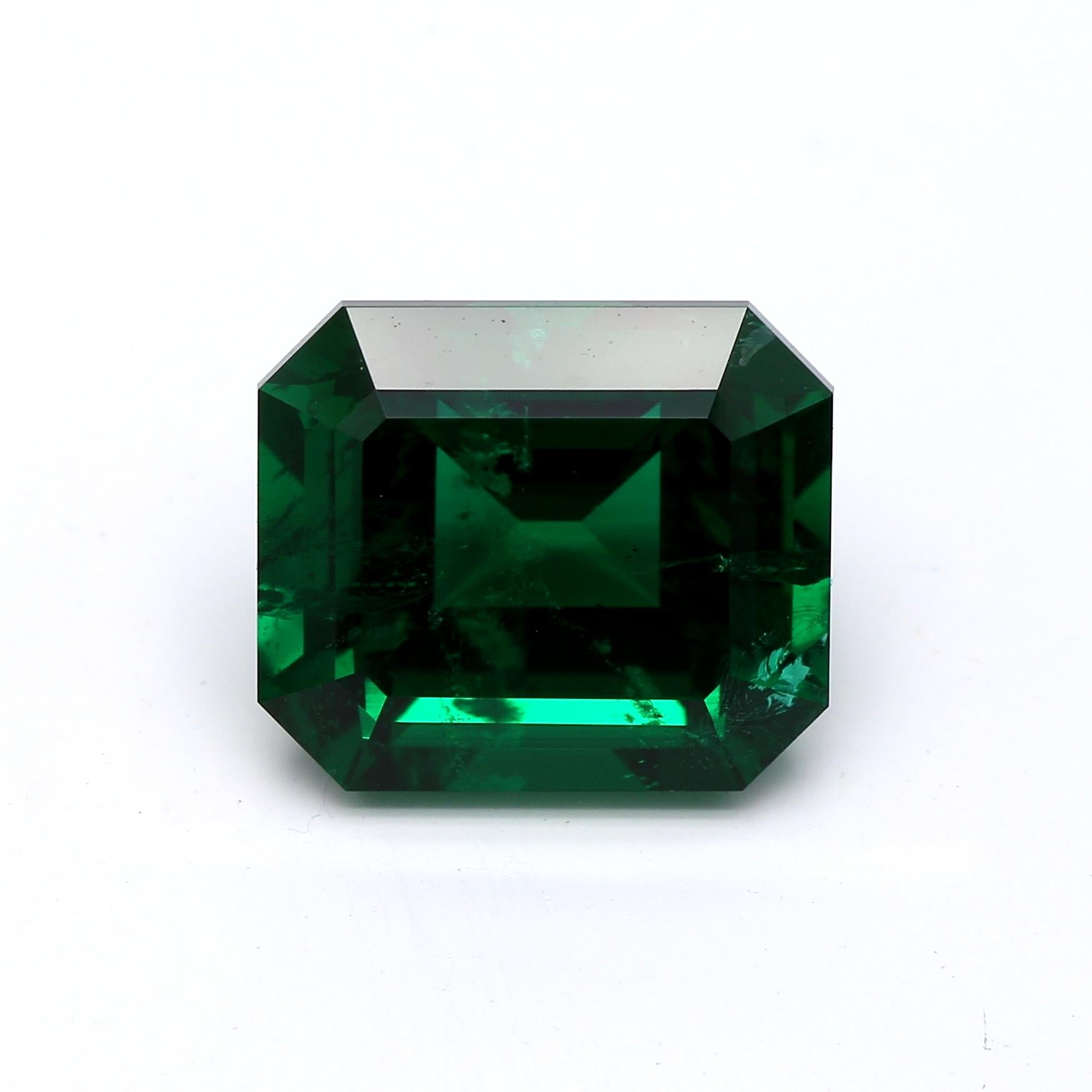 4.26ct EM AGL