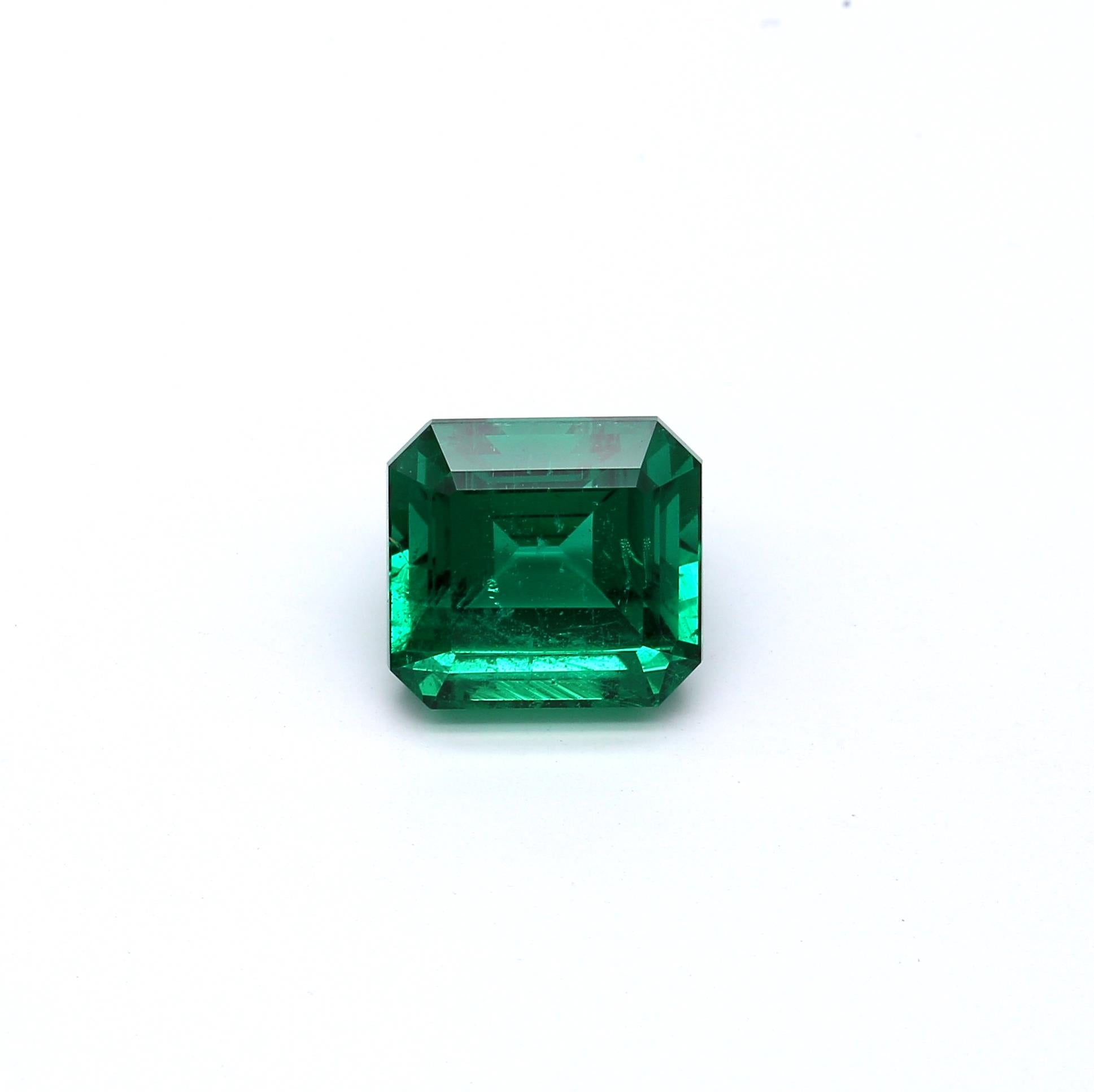3.34ct EM AGL