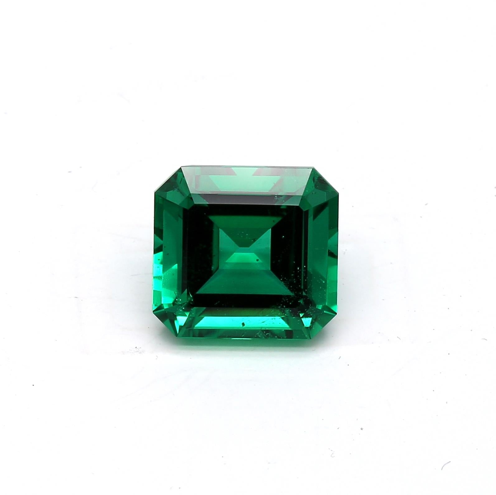 3.41ct EM AGL