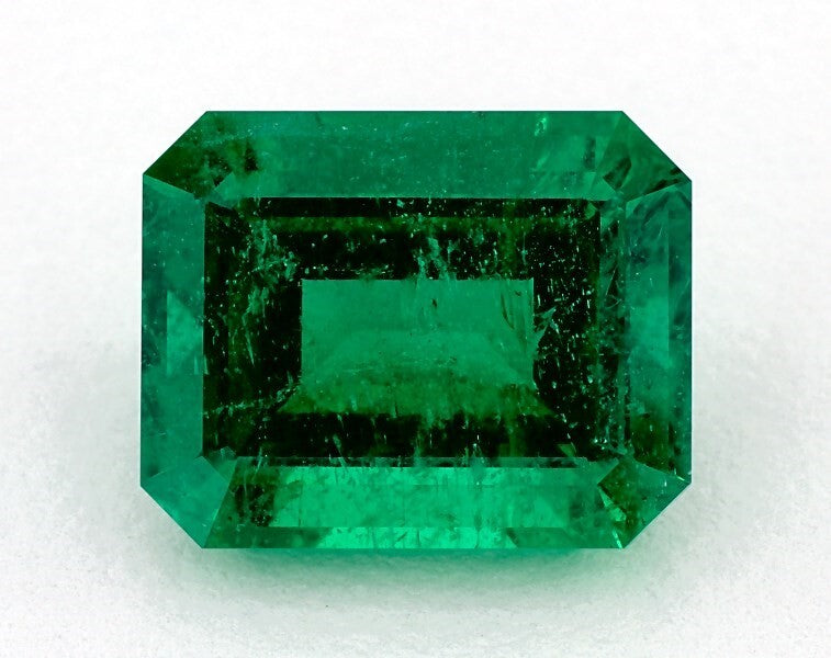 4.40 ct. Emerald GRS Insignificant