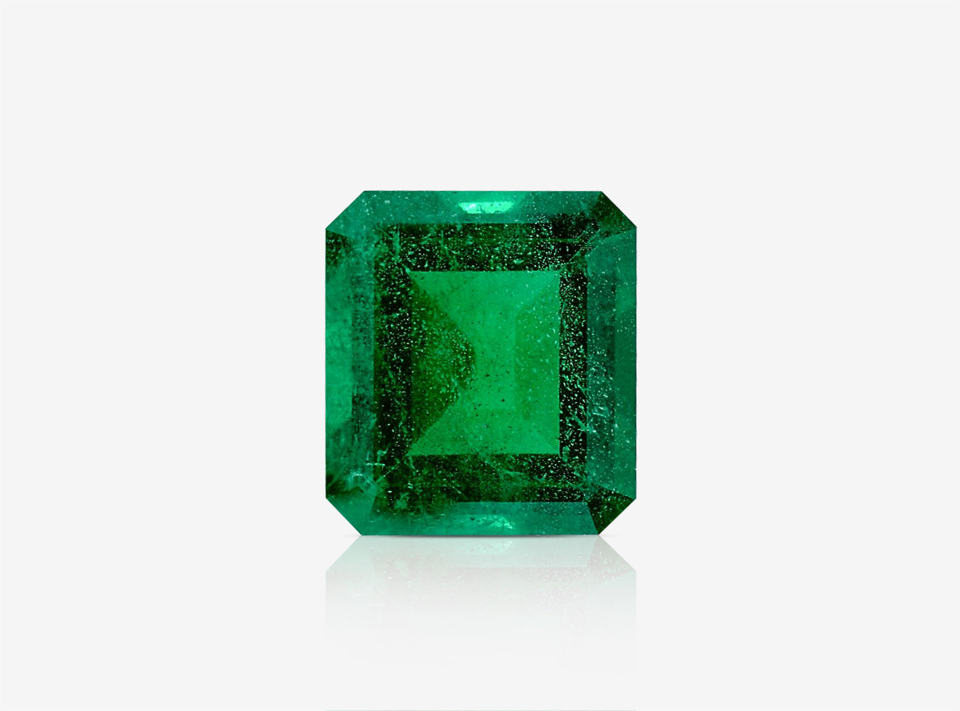 10.31 ct. Emerald AGL Minor
