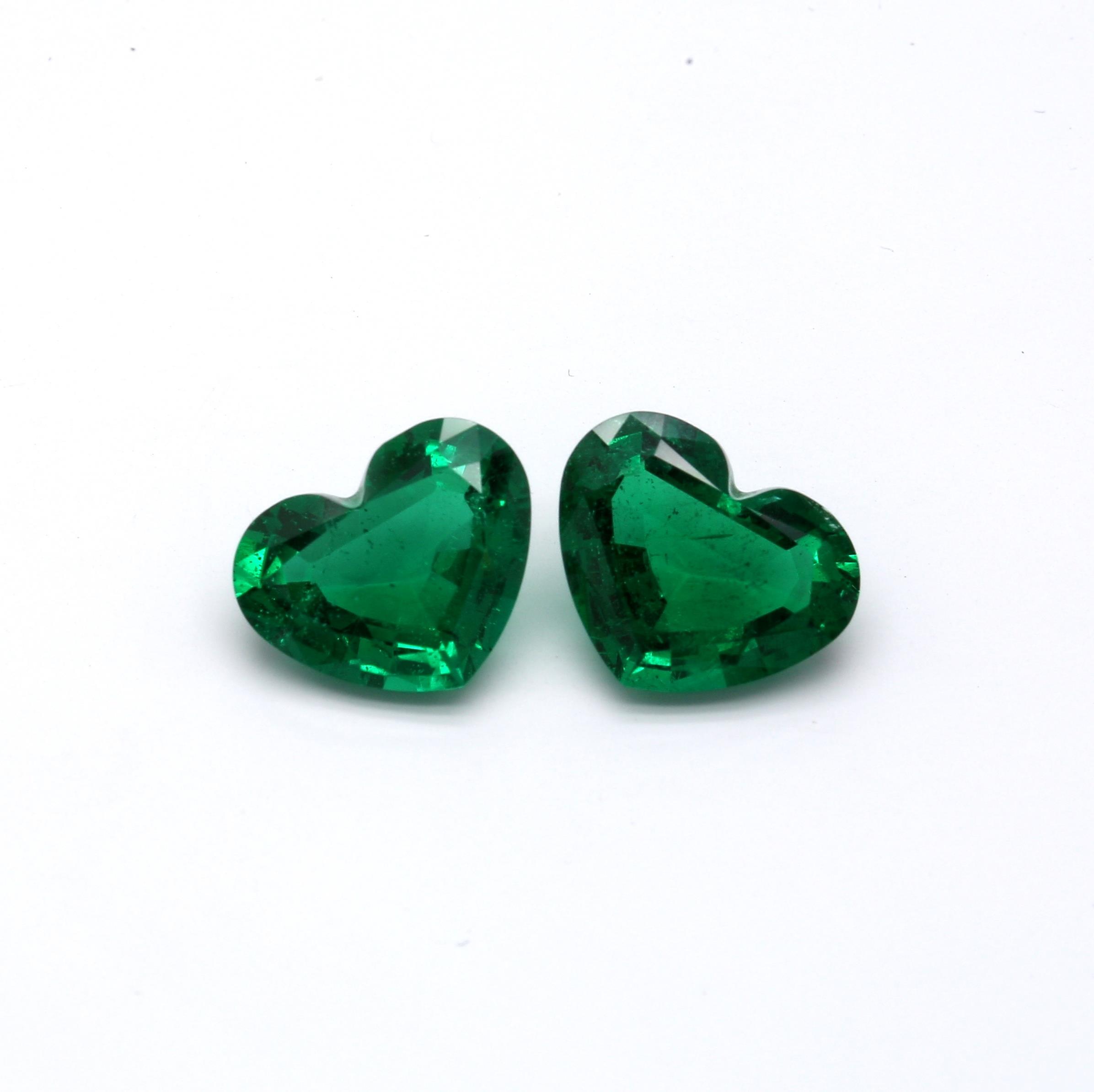 2.68 ct. Heart Shape Emerald AGL Insignificant to Minor