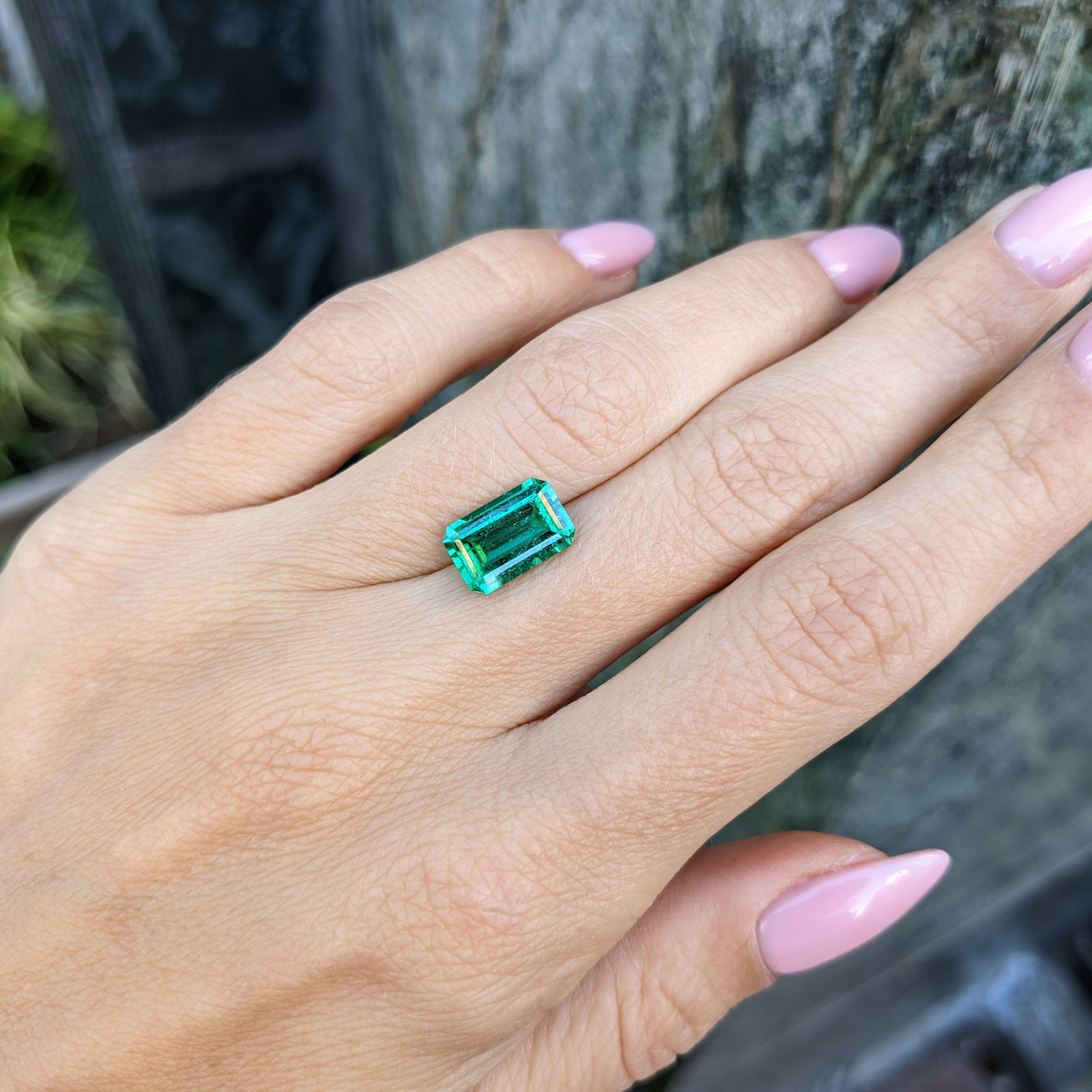 2.51 ct. Emerald GRS No Oil