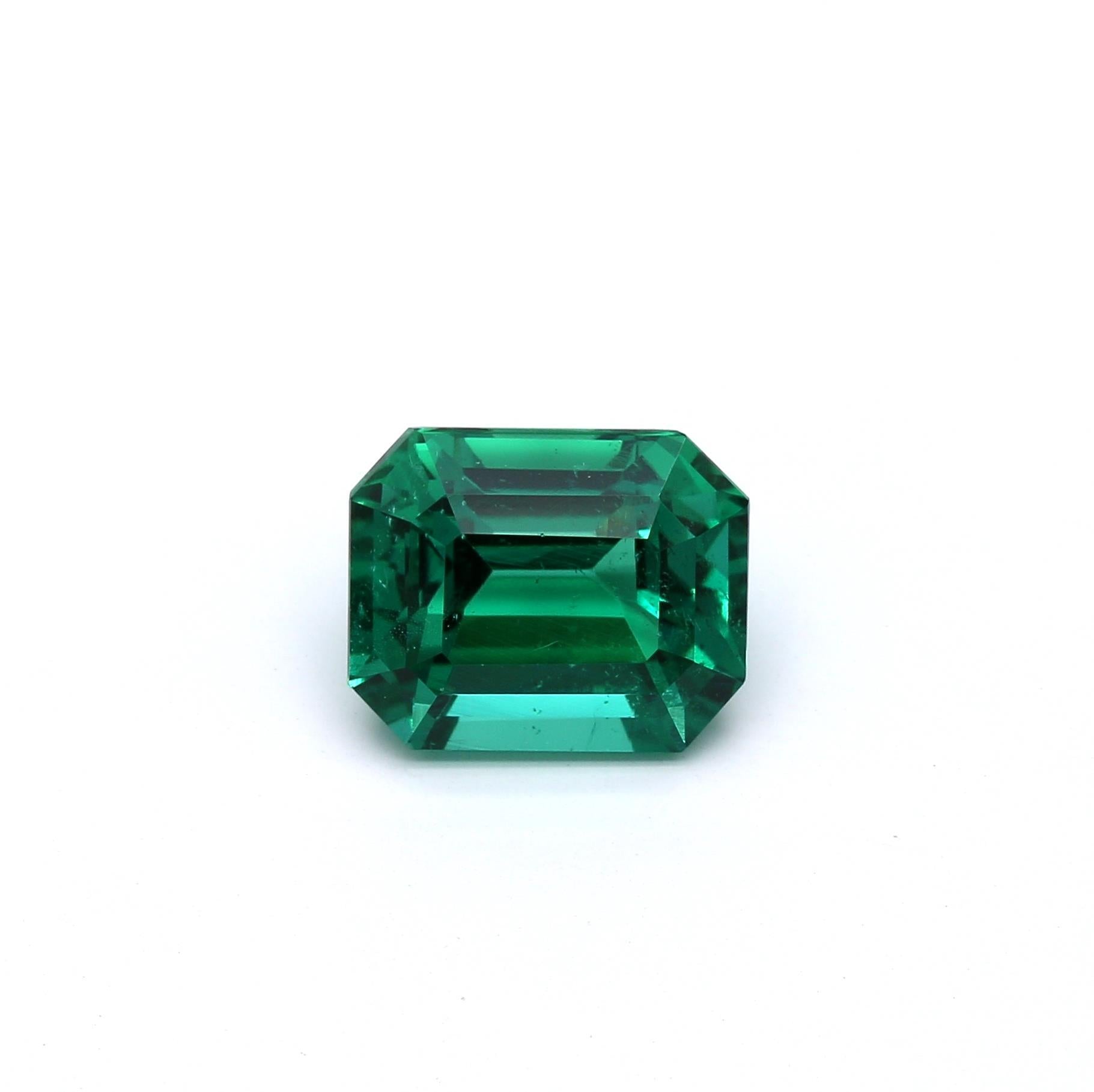 3.61 ct. Emerald AGL Insignificant to Minor