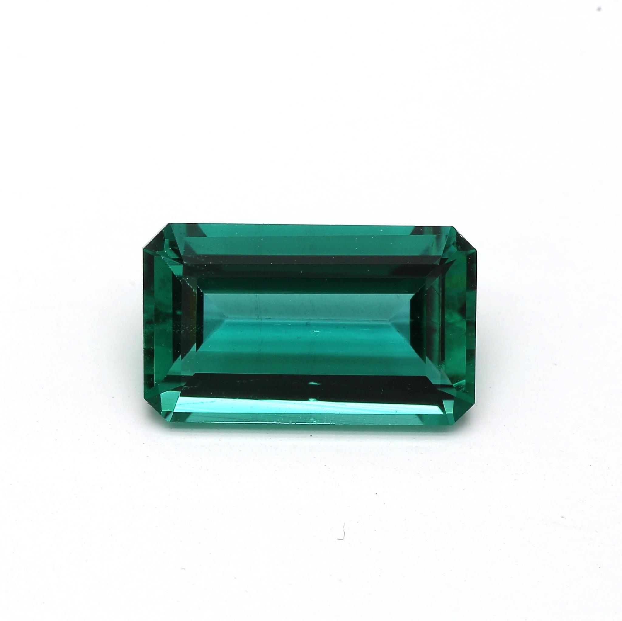 2.63 ct. Emerald AGL No Oil