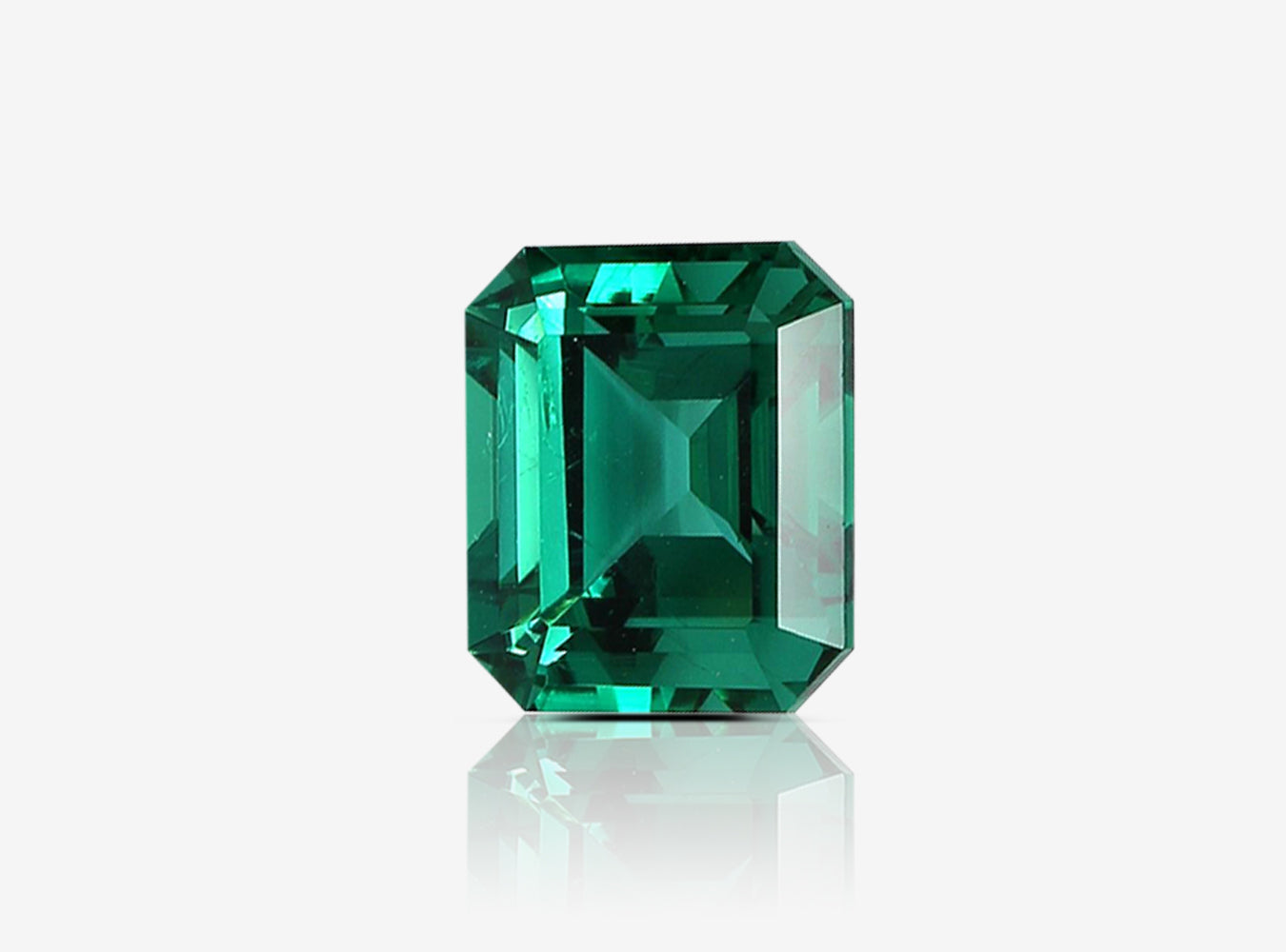 2.90 ct. Emerald AGL Minor