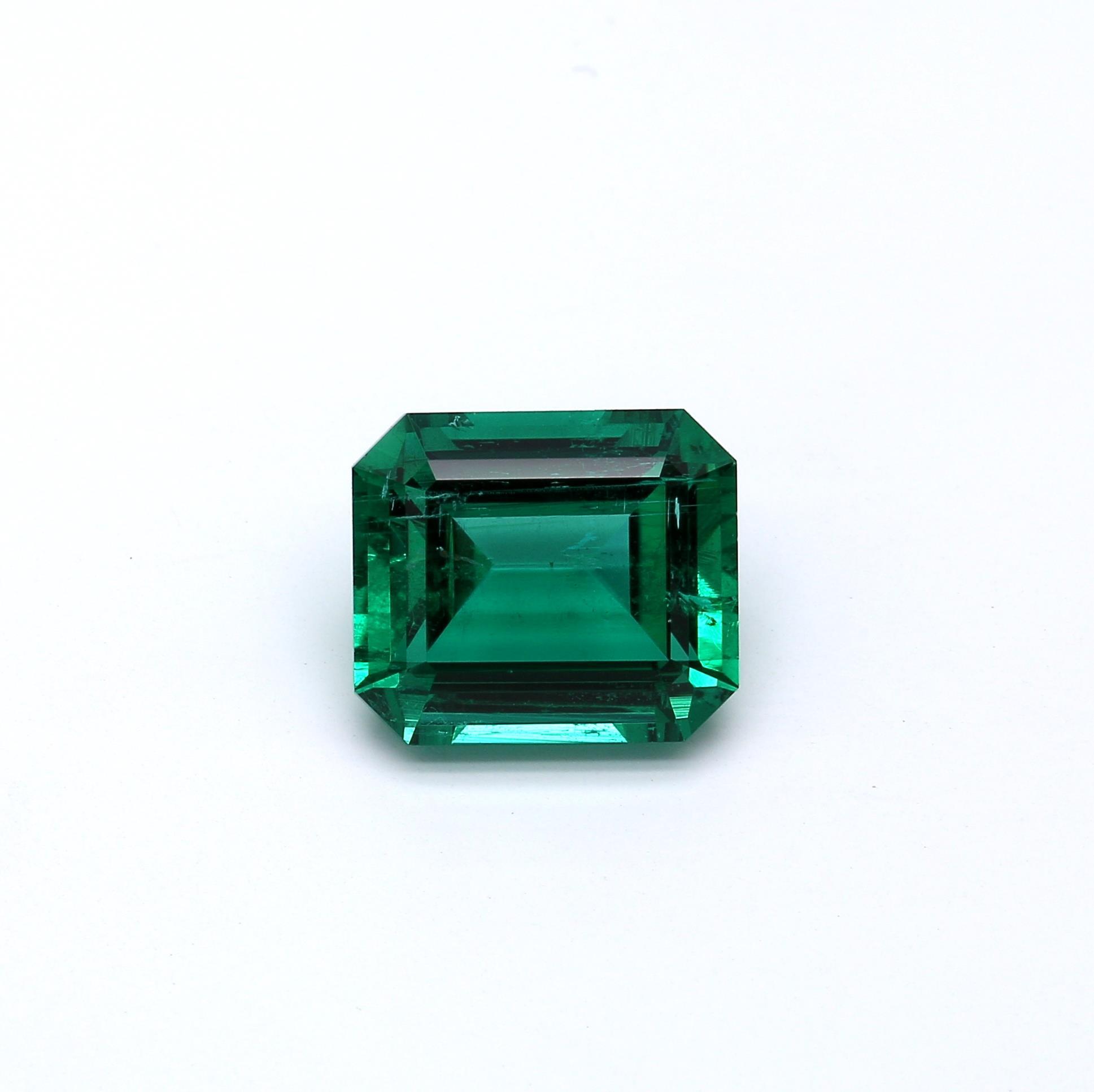 4.33 ct. Emerald GRS Insignificant