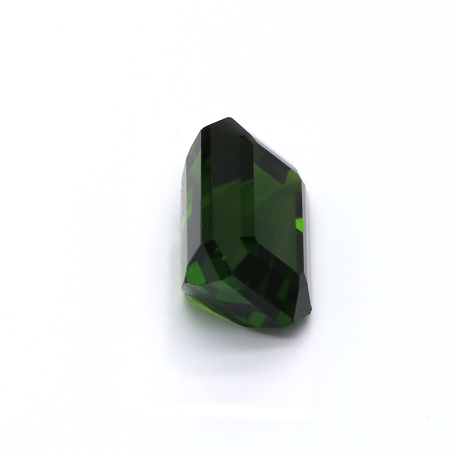 3.13ct EM Green GWLAB