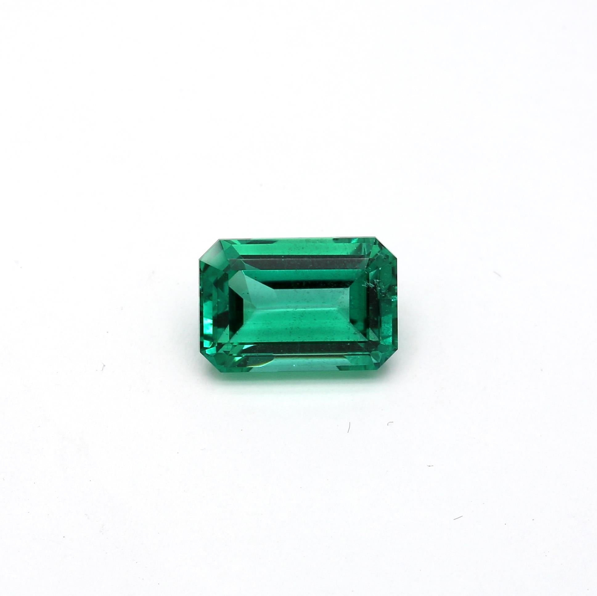 3.26ct EM GRS