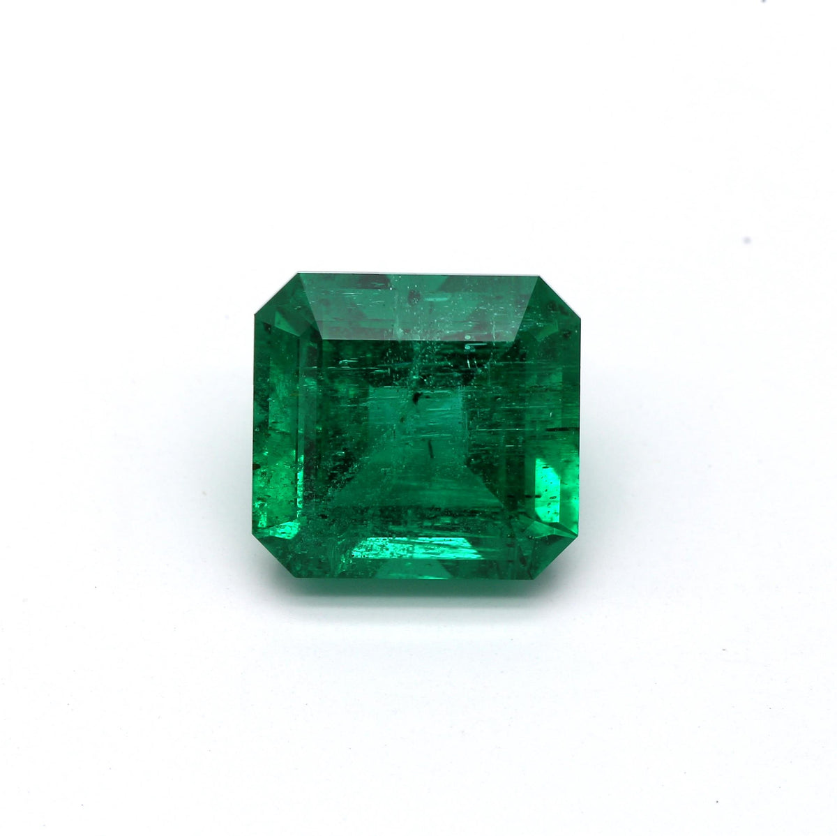 3.67ct EM AGL