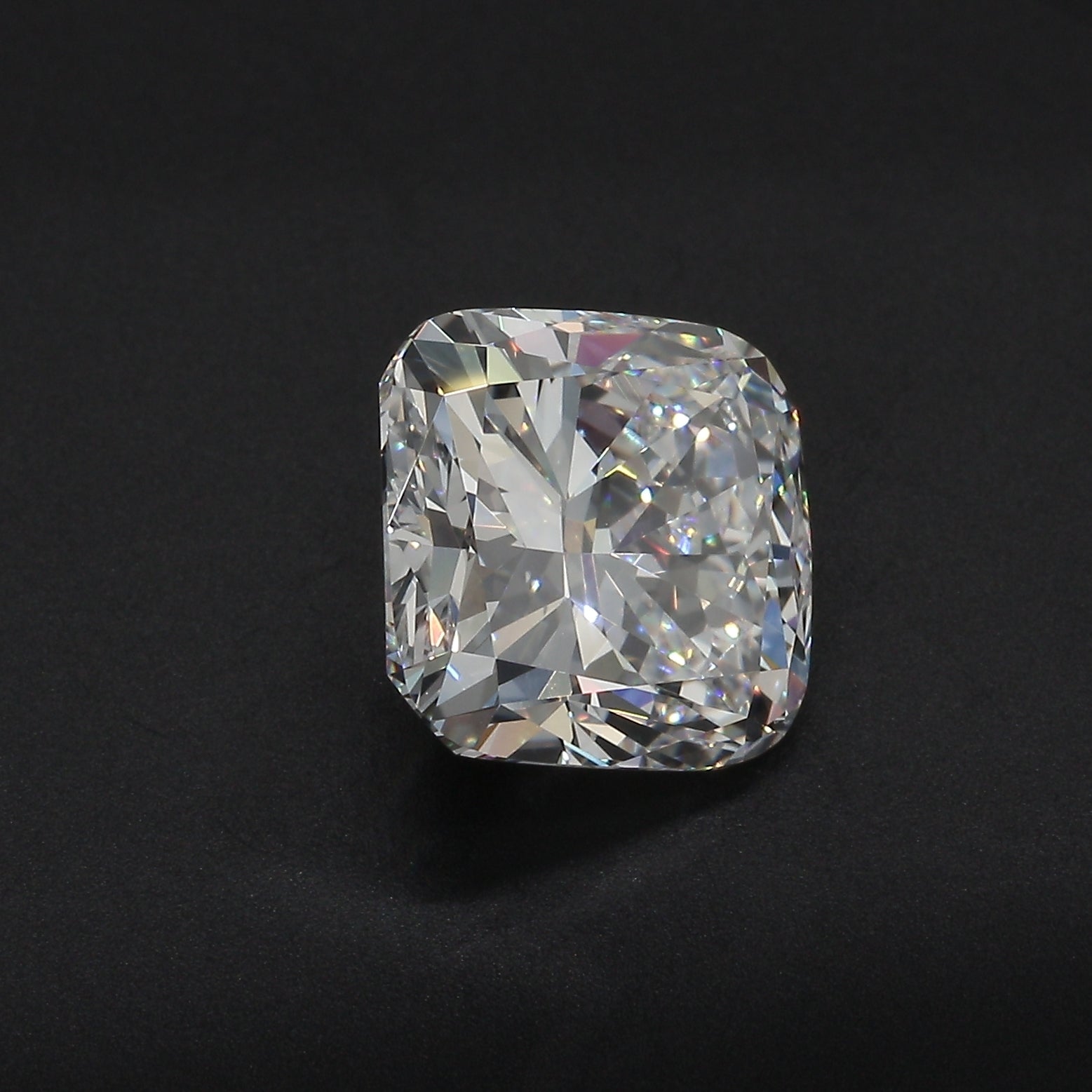 5.07ct CU D VS2 GIA