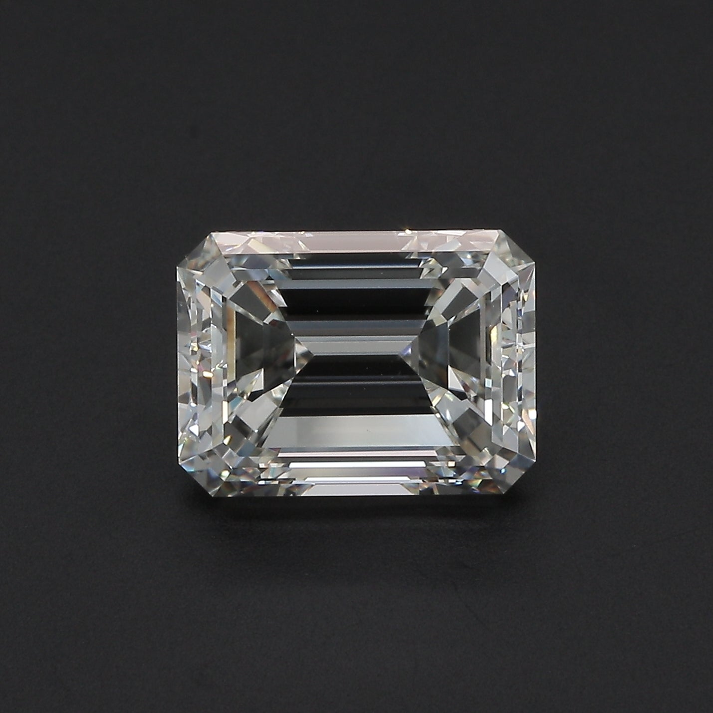 4.01ct EM I VS2 GIA