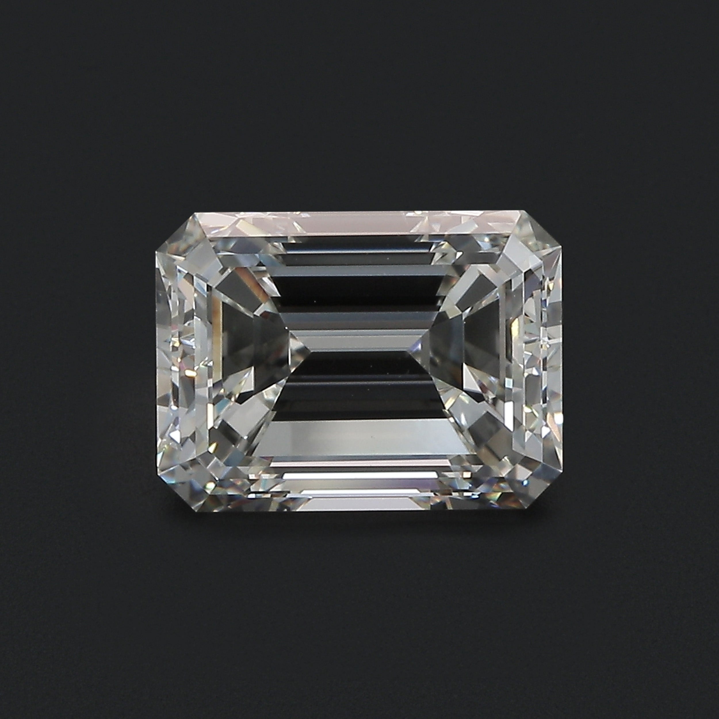 4.01ct EM I VS2 GIA